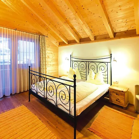 Semesterbostad In Kitzbuehel Alps Near Hiking Trails, Cleaning Included